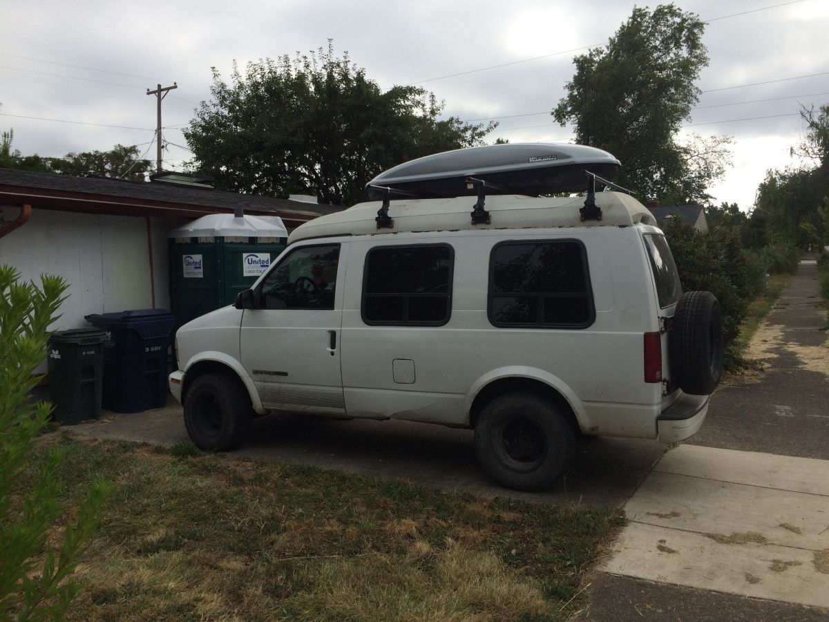 Curbside Find: Chevrolet Astro Van AWD – The Budget AWD Overlander Van 2 CC 395 009
