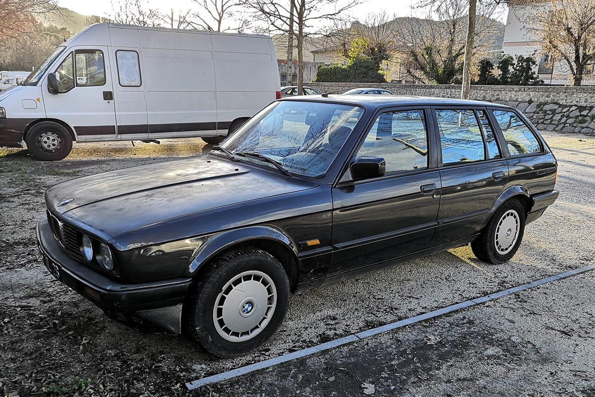 (Updated 1/20/2026)          Thankfully, you do find the occasional interesting foreign car when wondering about France. If it had been a run-of-the-mill E30 saloon, I don’t think [&hellip;]