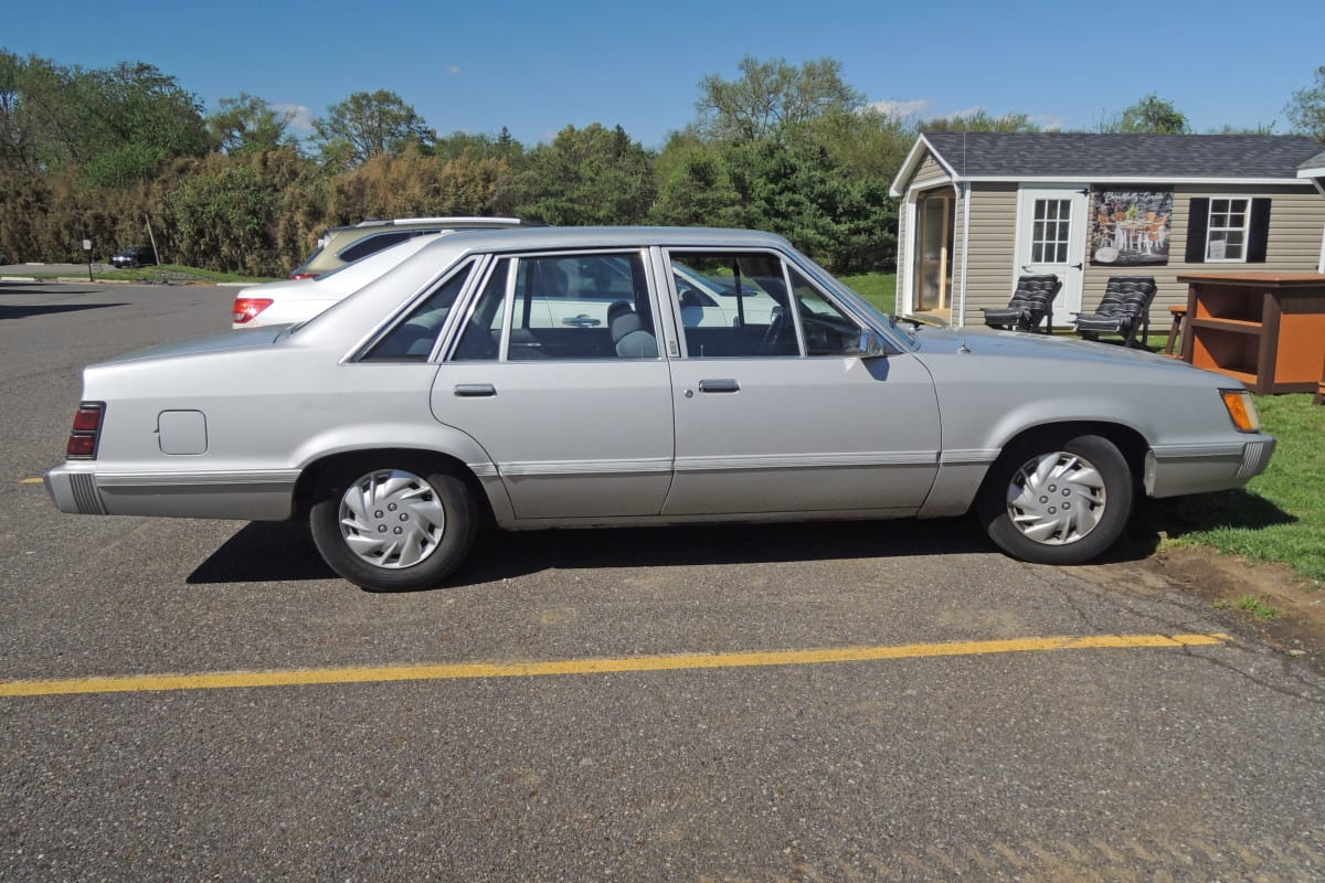 1985 Mercury Marquis: Lesser Nobility 10 R 2 1985 Mercury Marquis
