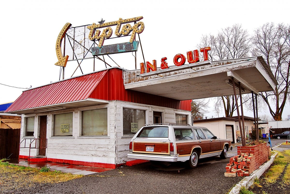 Curtis Perry Outtake: Tip Top In & Out