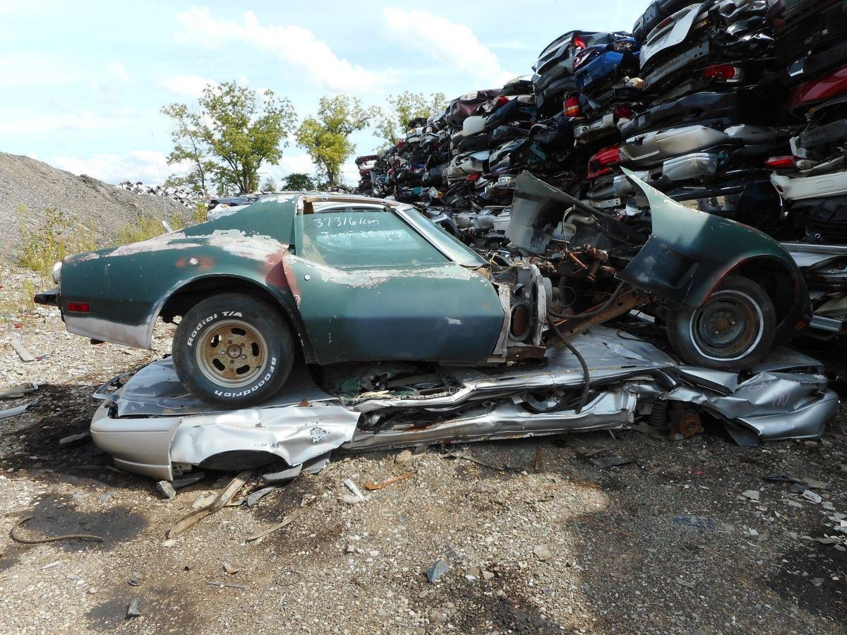 Cohort Pic(k) of the Day: They Don’t Crush Corvettes, Do They? posted at the Cohort by Dean Edwards