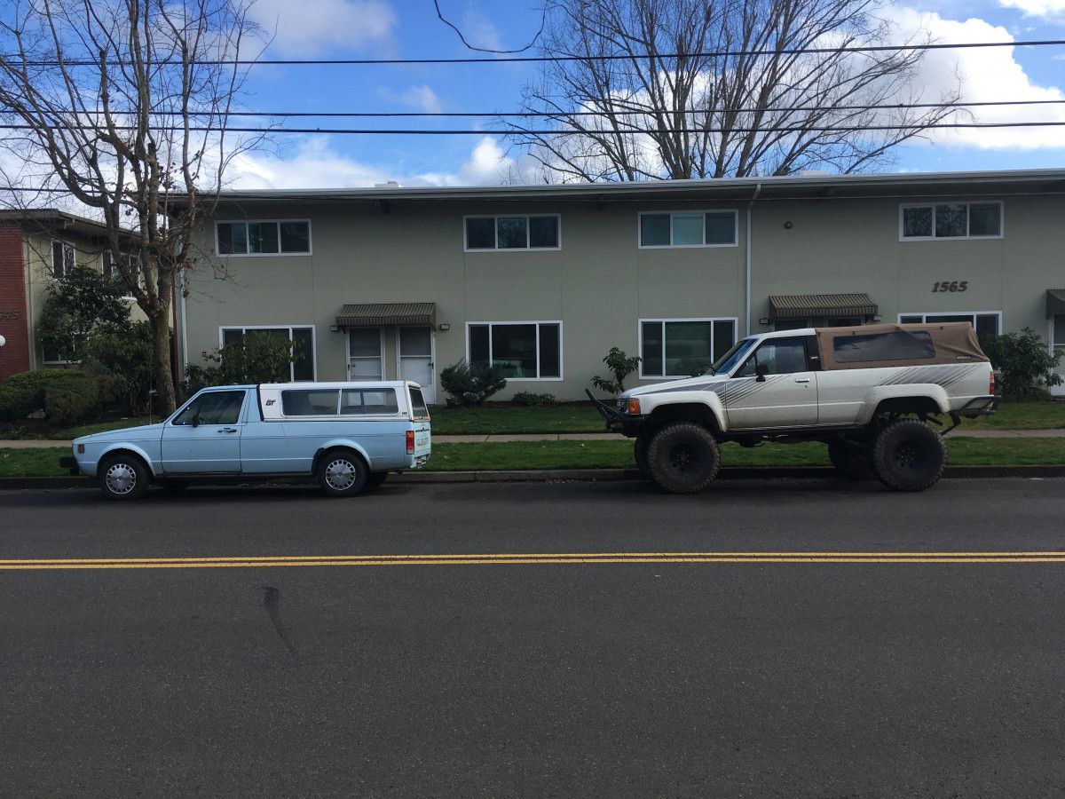 Curbside Outtake: VW Pickup and 4Runner – The Highs and Lows of the ’80s