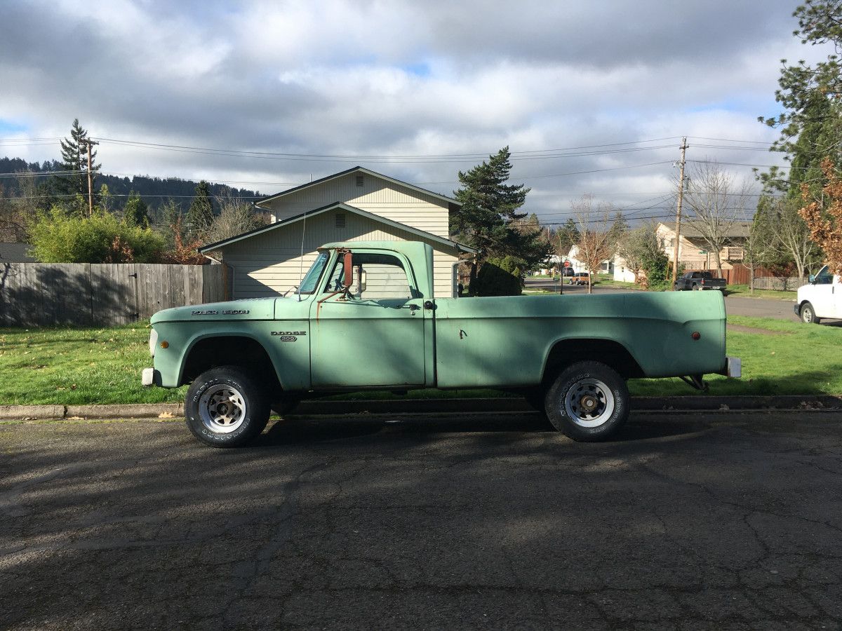 Curbside Classic: 1968 Dodge W200 Power Wagon Pickup - Powerful Good Pea Soup 8 CC 410 031