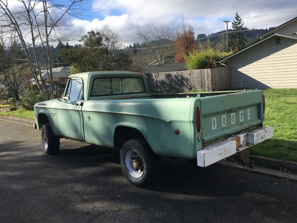 Curbside Classic: 1968 Dodge W200 Power Wagon Pickup - Powerful Good Pea Soup 4 CC 410 032