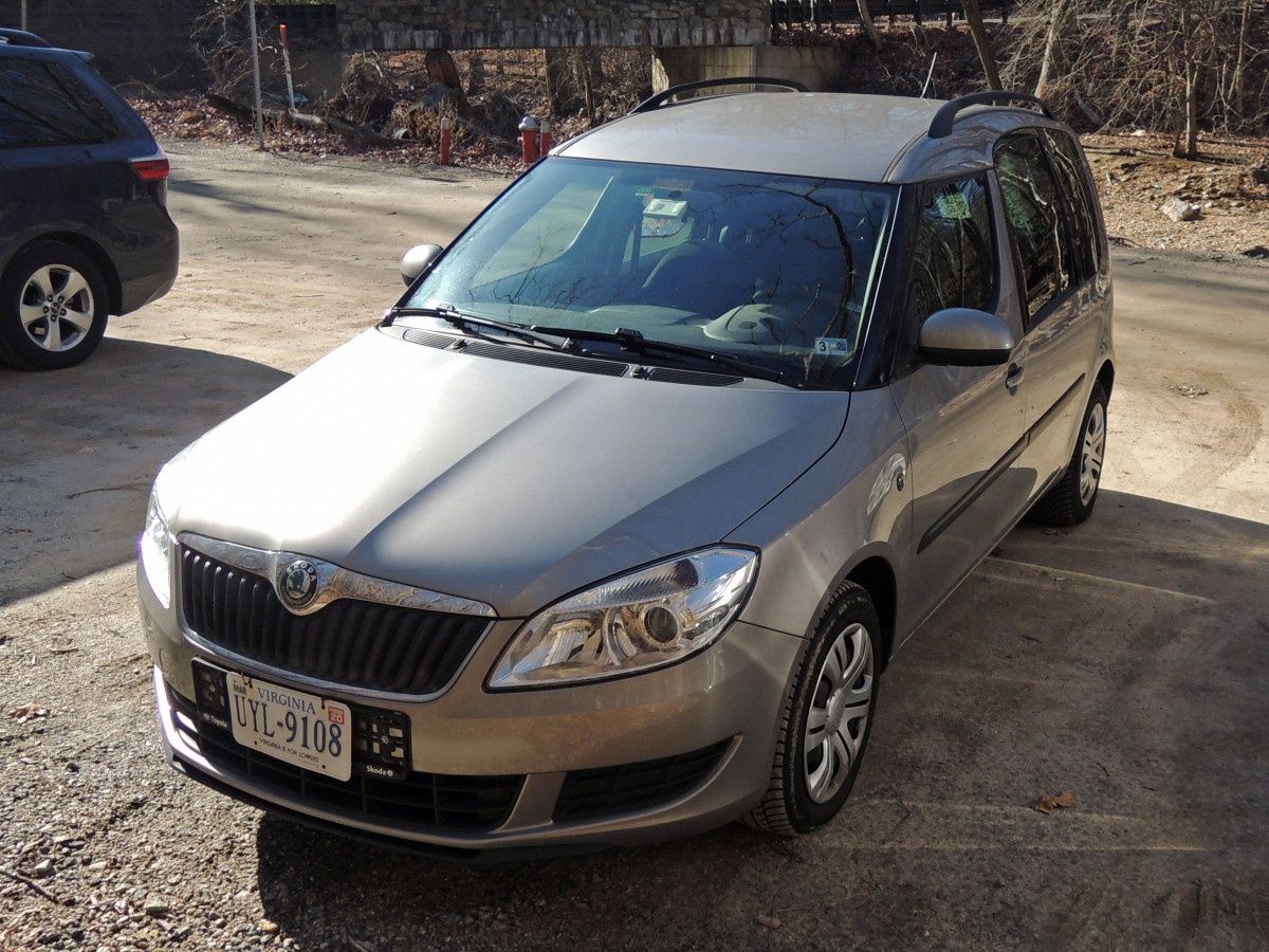 LF 2 2012 Skoda Roomster