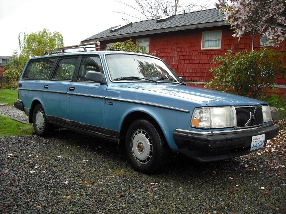 If you’ve ever sold a car on Craigslist, there’s probably an image of it somewhere in your computer. Finding them is like a weird trip down Memory Lane. I poked [&hellip;]