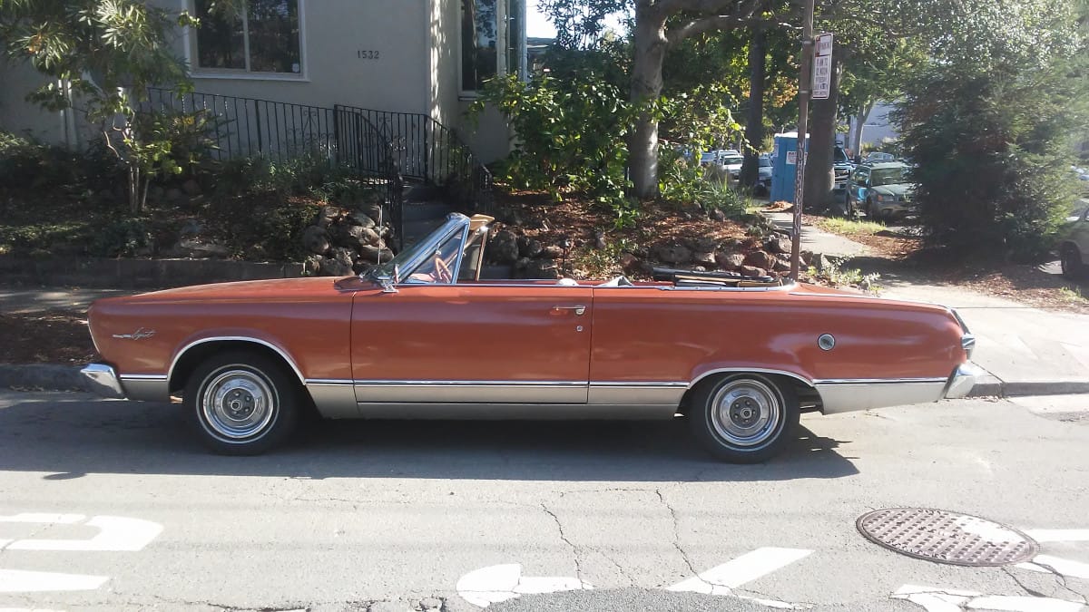 Parked right around the corner from each other are a couple of groovy cars on a quiet street corner in Berkeley.  I can only guess that they have the same [&hellip;]