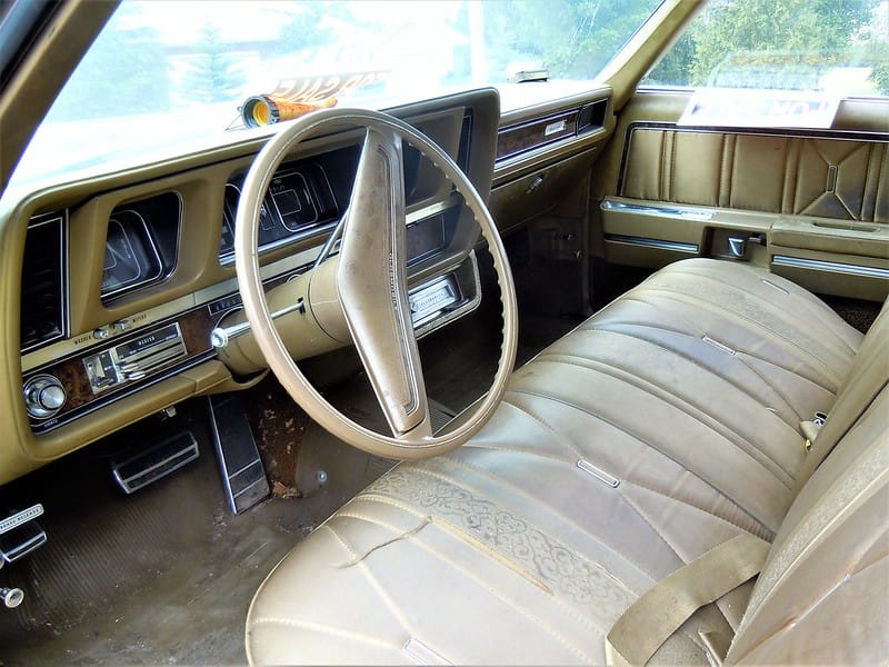1969 Oldsmobile 98 - Strong, Silent, And In The Classic Tradition 10 69 98 4
