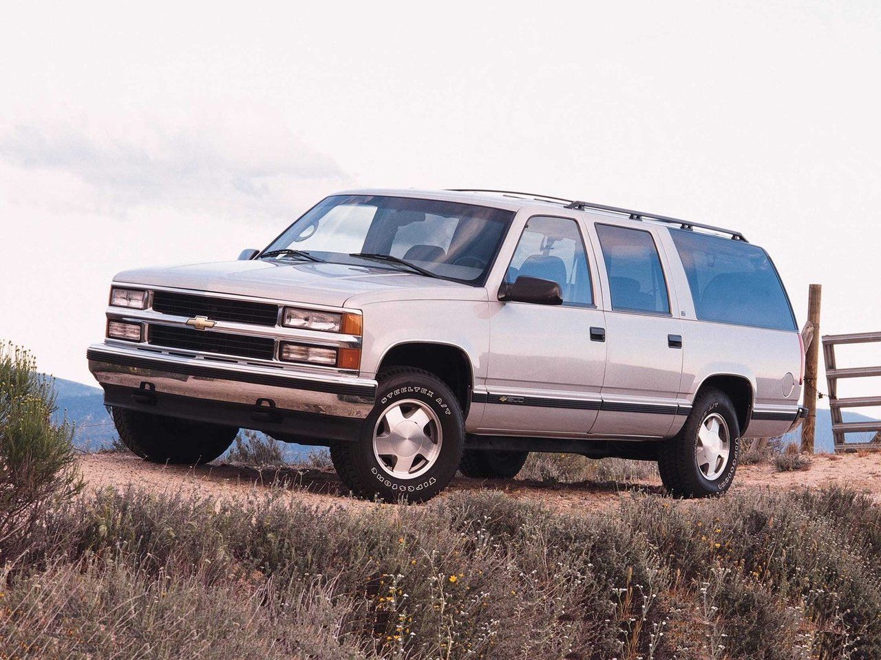 (Updated 6/1/2026)       Long before crossovers took over suburban driveways, the Chevrolet Suburban stood alone as the king of full-size SUVs. Massive, unapologetically truck-like, and capable of carrying an [&hellip;]