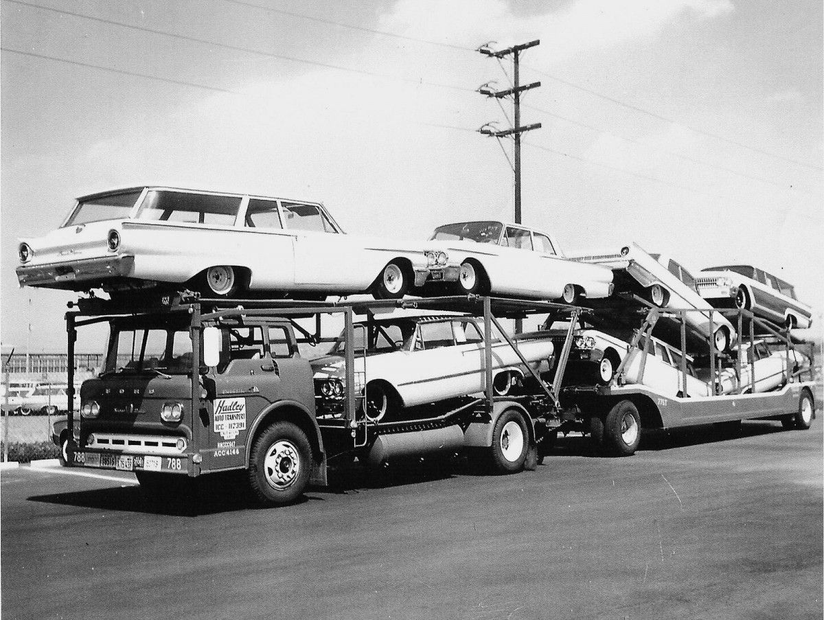 After that deep immersion in vintage Chevys, how about something for the Ford lovers, straight off the truck? Eight Falcons, on one of Convoy’s in-house designed and built lightweight trailers. [&hellip;]
