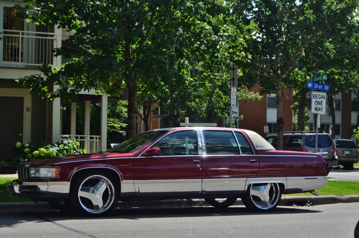 Cohort Pic(k) of the Day: 1994 Cadillac Fleetwood – The Only Car That Actually Looks Better With These Wheels posted at the Cohort by Colin