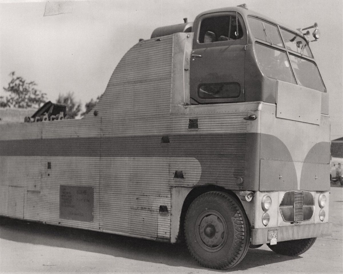 Until the late ’50s or so, Illinois had the most extreme length restriction on trucks, 35′ feet total, as a consequence of a very strong railroad lobby. I’ve shown you [&hellip;]