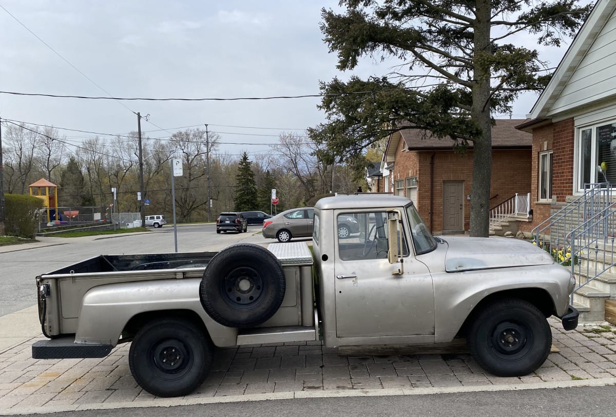 Cohort Pic(k) of the Day: 1967(?) International C Series Pickup – 8′ Step Side Bed posted by William Oliver