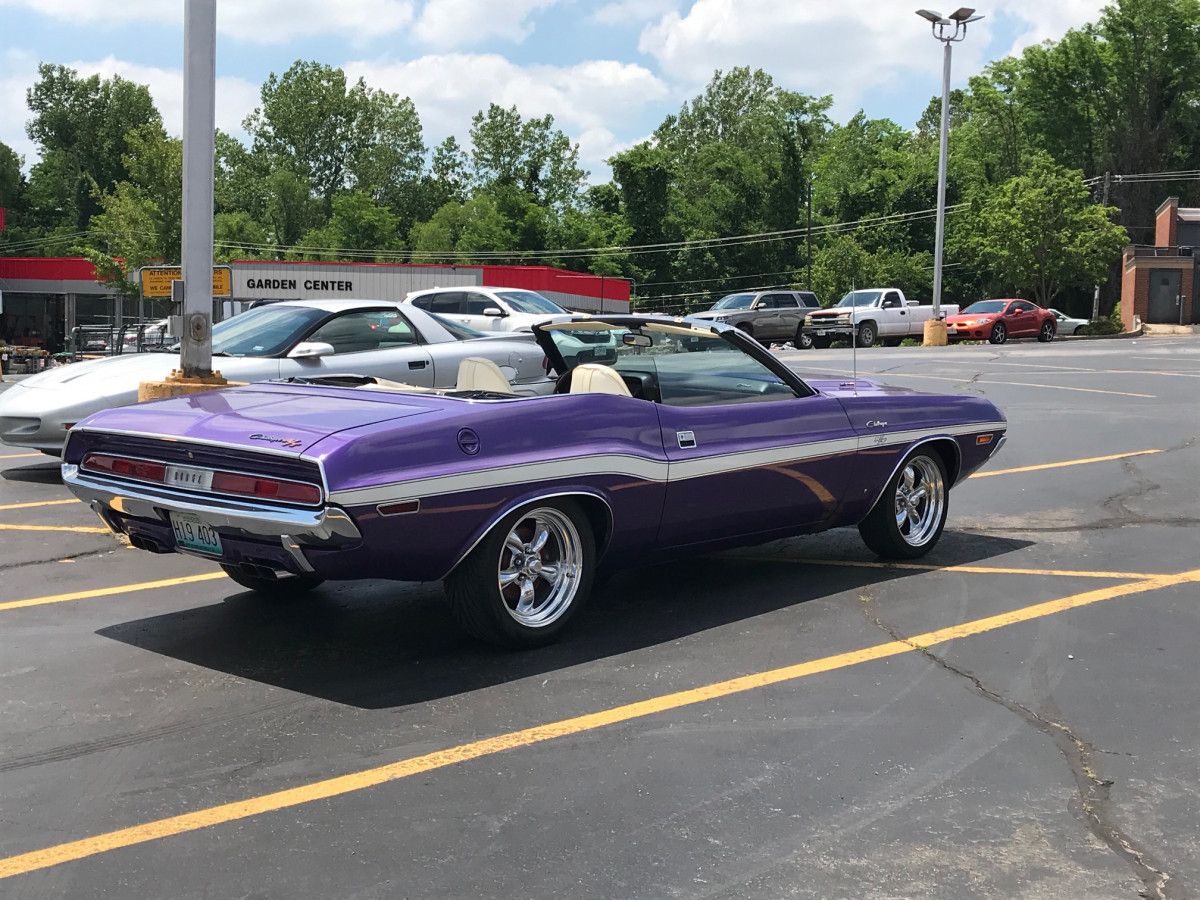 1970 Dodge Challenger R/T Convertible - Son, That's Plum Crazy! 12 IMG 1030