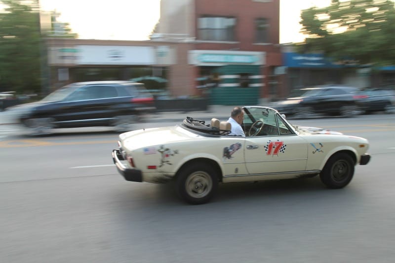 Curbside Finds: An Assortment Of FIAT 124 Sport Spiders / Spider 2000s - This Little Piggy 5 FIAT 124 Sport Spider. Edgewater, Chicago, Illinois. Tuesday, July 23, 2019.