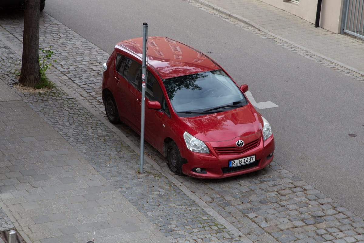 A couple of years ago, the girlfriend and I moved to a new apartment in Regensburg, Germany. The apartment is situated on a rather narrow street, right on the edge [&hellip;]