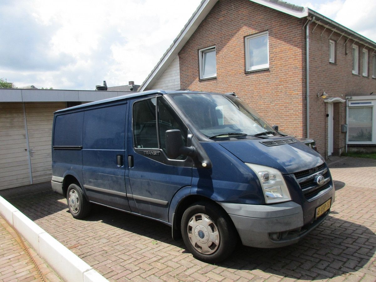 Usually, this 2006 – 2014 model is referred to as the Ford Transit Mk7. It was merely a serious update of the Transit’s third (platform) generation, as introduced in 2000. [&hellip;]