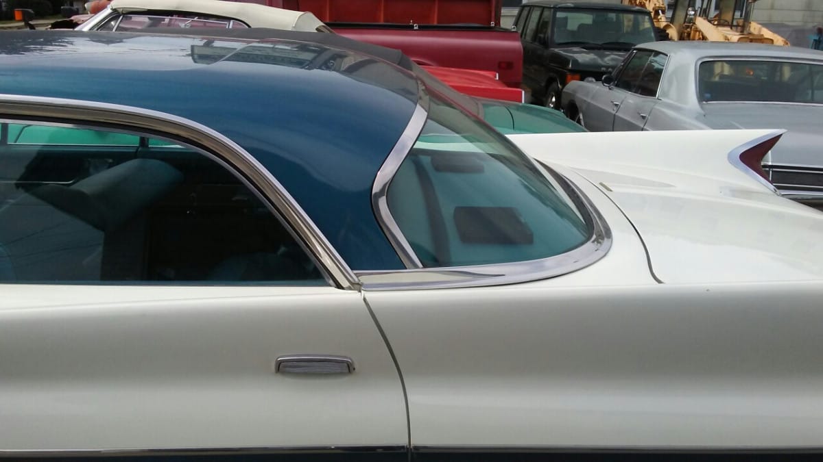 Curbside Find: 1960 Chrysler Saratoga Hardtop--Peak American Space Age? 9 20200823 101451 resized