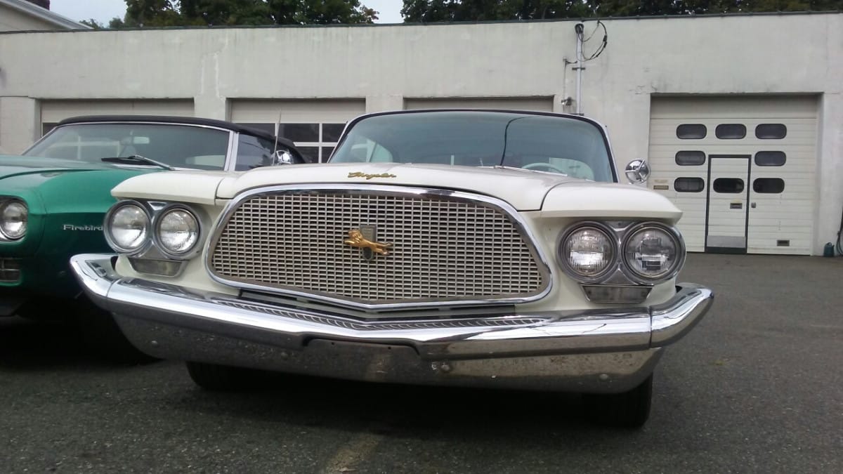 Curbside Find: 1960 Chrysler Saratoga Hardtop--Peak American Space Age? 7 20200823 104230 resized