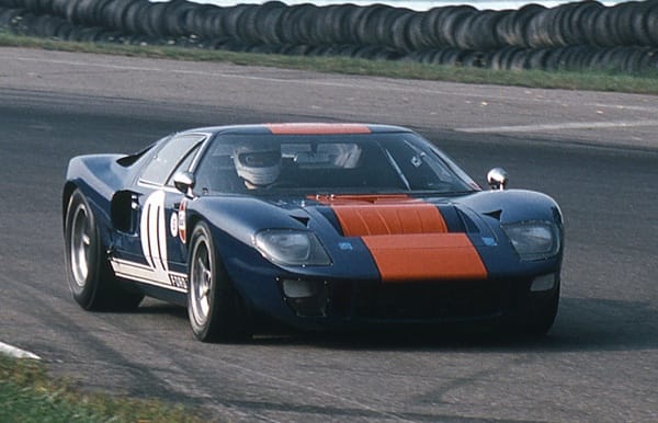 Dark Blue GT40