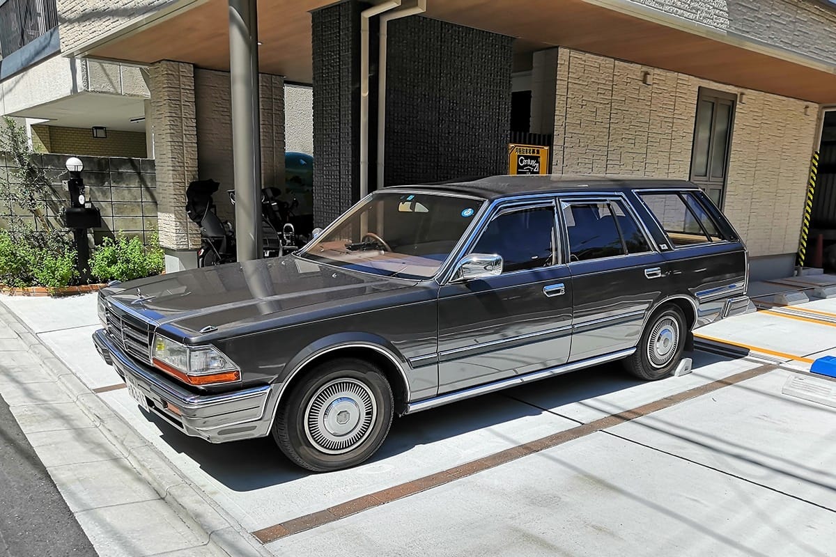 Yes, yes, we’ve already seen this model. Twice, in fact. But you know what, I’ve grown quite fond of these and the other week this I found this one, an [&hellip;]