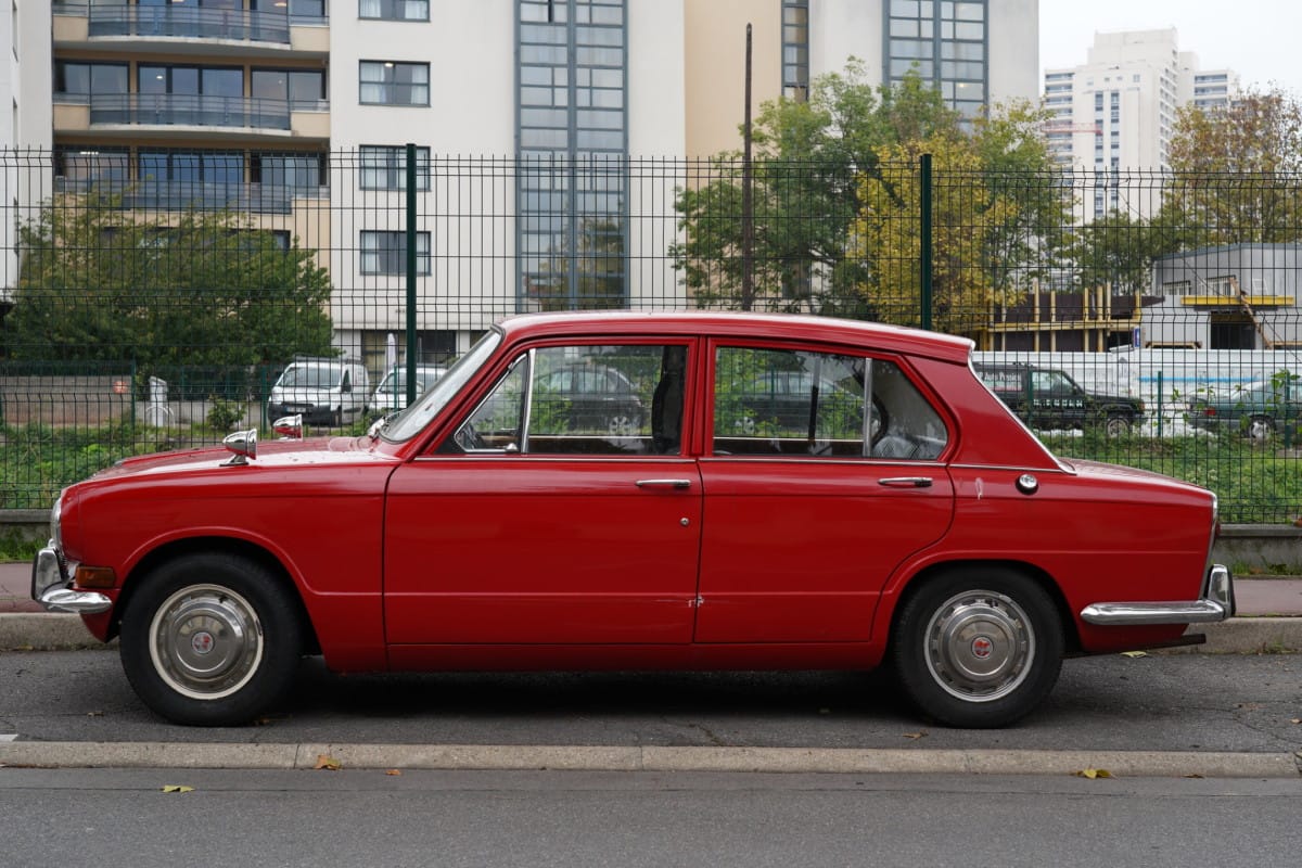 posted by Monsieur Burns The Triumph 1300/1500 is one of the very rare historical oddities: designed and built as a FWD car for some years, then converted to RWD. Really. [&hellip;]