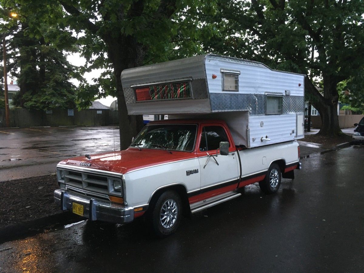 It wasn’t the Dodge that got me to stop my walk and shoot; it was that slide-in camper. It’s old; like from the 1950s. And it’s in very good condition [&hellip;]
