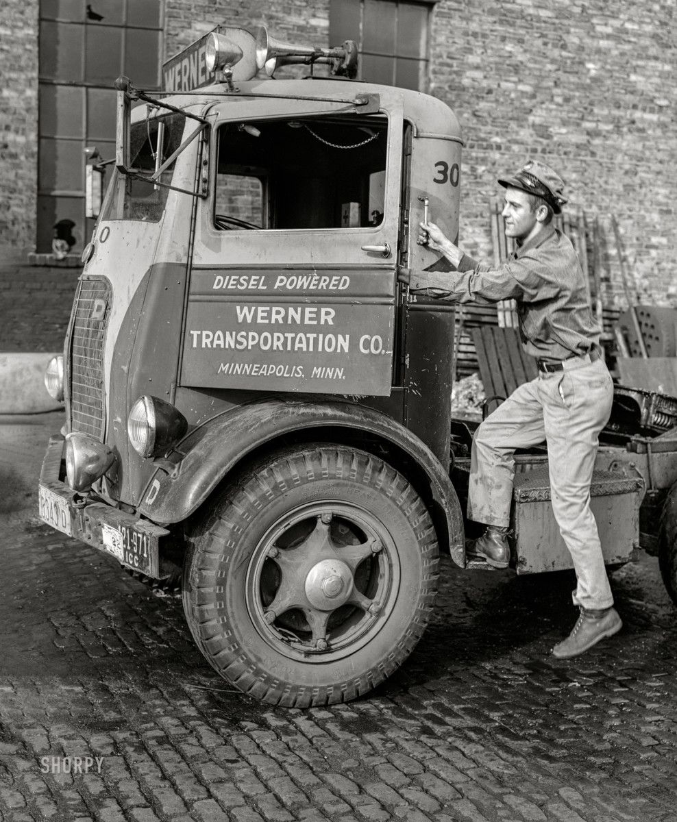 Today’s Vintage TODT comes via Shorpy, which means if you want even greater detail than you get by clicking on this image, click this to see it in its original [&hellip;]