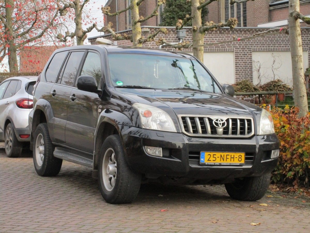CC Global: 1994 To 2018 Ordinary Rides - Nothing To See Here Folks, Just Move Along! 3 2009 Toyota Land Cruiser 120-series - 1