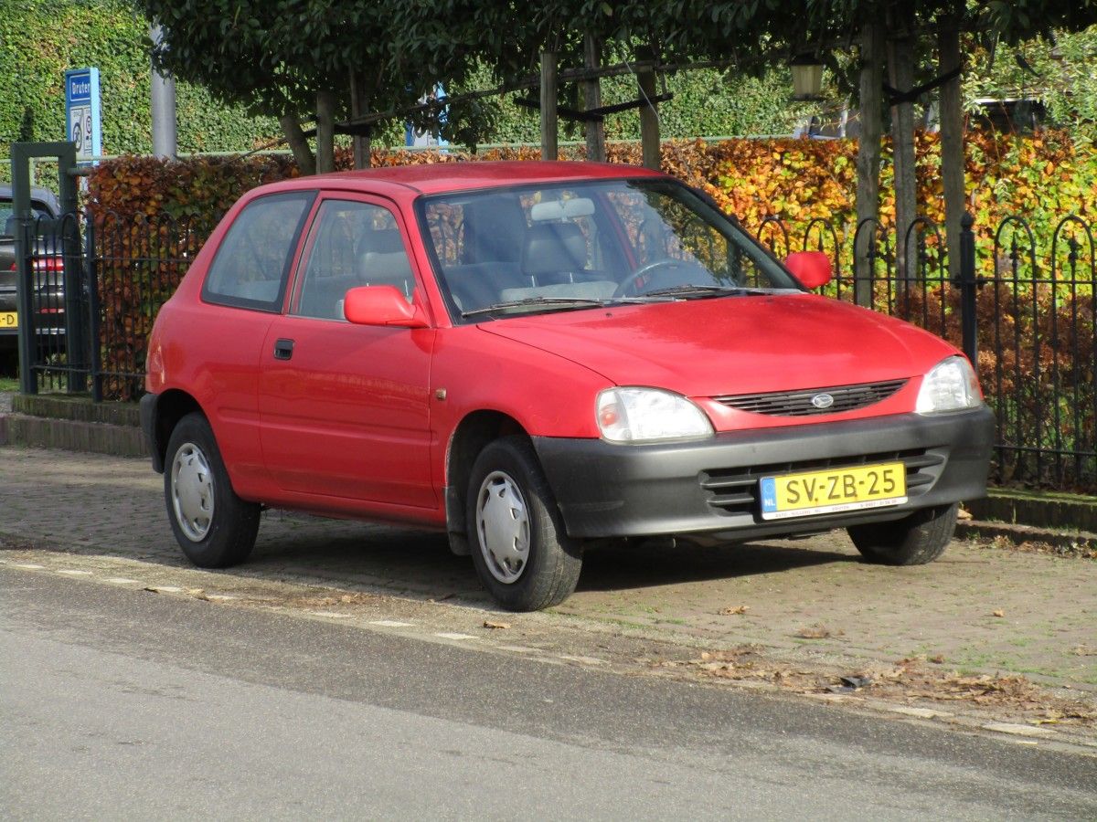CC Global: 1994 To 2018 Ordinary Rides - Nothing To See Here Folks, Just Move Along! 8 1998 Daihatsu Charade - 1