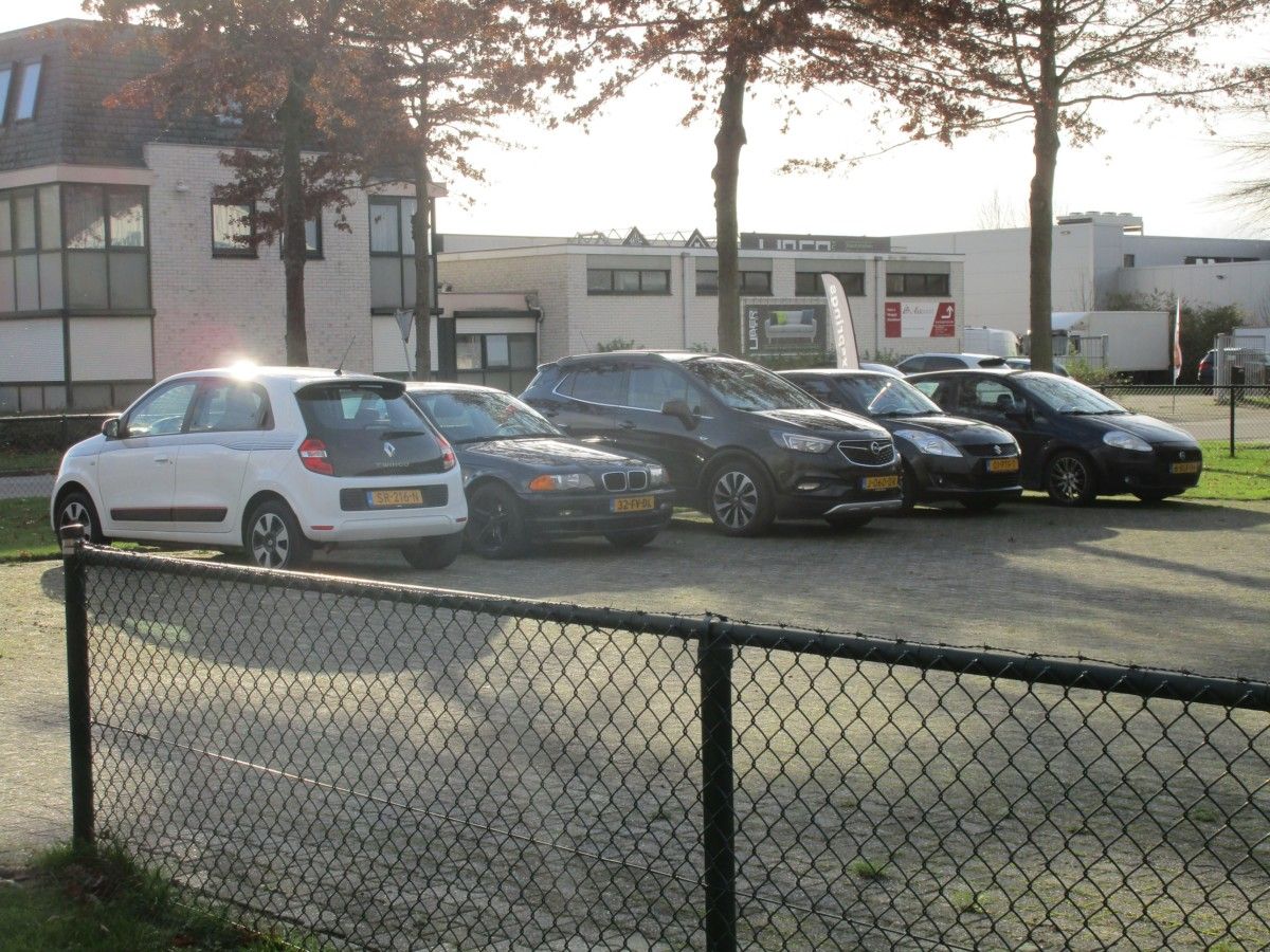 CC Global: 1994 To 2018 Ordinary Rides - Nothing To See Here Folks, Just Move Along! 11 Tractor dealership parking lot - 2