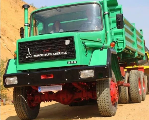 (first posted 12/5/2014)     Anybody who is only slightly interested in big diesel trucks will know the heavy-duty Mercedes-Benz L-series. The L-series was built for a very long time. However, its pure [&hellip;]