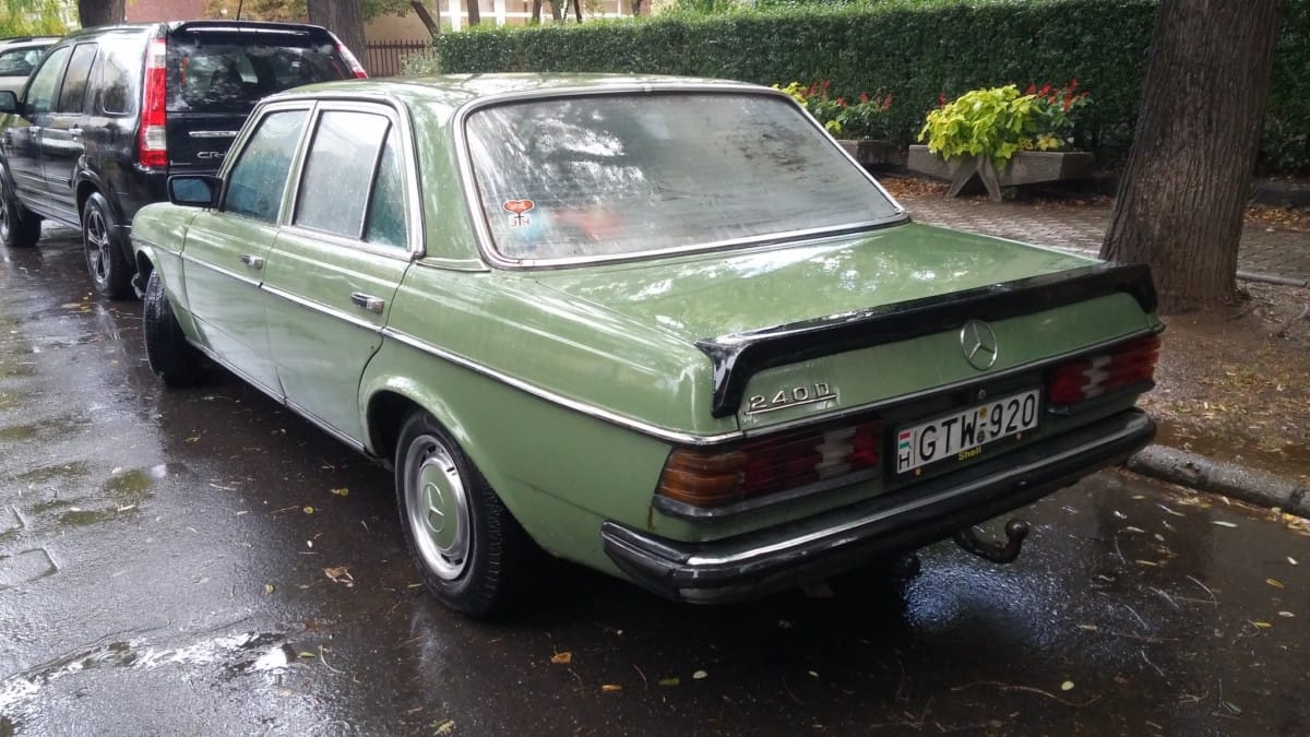 Roshake77 found this Mercedes 240D (W123) in Budapest, and it’s quite obvious that its owner has great faith in the high speed and towing capabilities of his 67 hp diesel. [&hellip;]