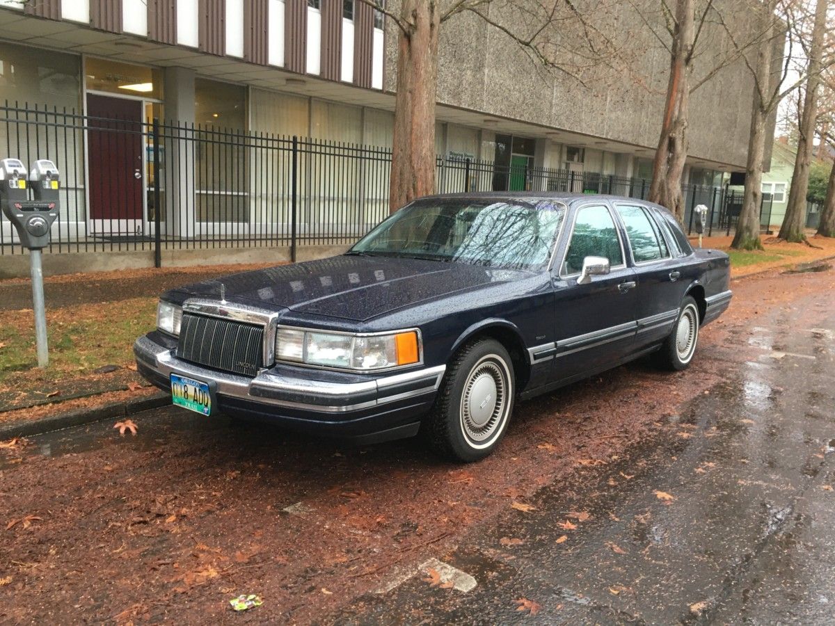 The boxy knife-edge Lincoln Town car from 1980’s—a design I could never warm up to—had really worn out its welcome by the end of that decade. So Lincoln decided it [&hellip;]