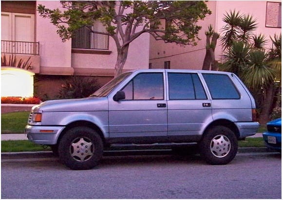 (first posted 1/18/2012)  TheProfessor47 shot this Laforza on the street at night in LA, and says: We’re due for a CC on this one. Designed by Pininfarina, it was the [&hellip;]
