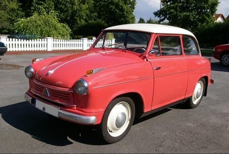 (first posted 12/19/2011)    The utter dominance of the Volkswagen made life very difficult for anyone else vaguely close to it in price and size, such as Lloyd. Although the Lloyds [&hellip;]