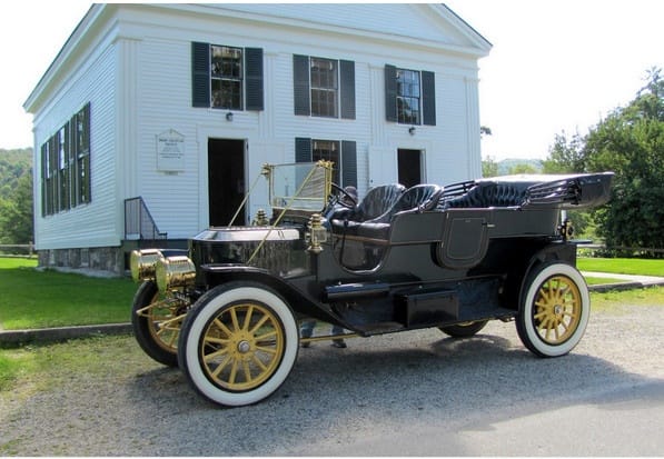 (first posted 2/6/2015)    It’s easy to forget that in the early years of the automobile, the internal combustion engine was not universally accepted as the way forward. Both steam and [&hellip;]