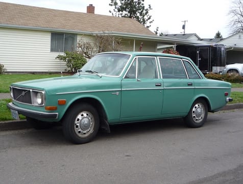 (first published 3/27/2012)   The Volvo 140 series was introduced in 1966 as a ’67 model. This car, with continuous updating over the years, finally ended production in 1993 as the [&hellip;]