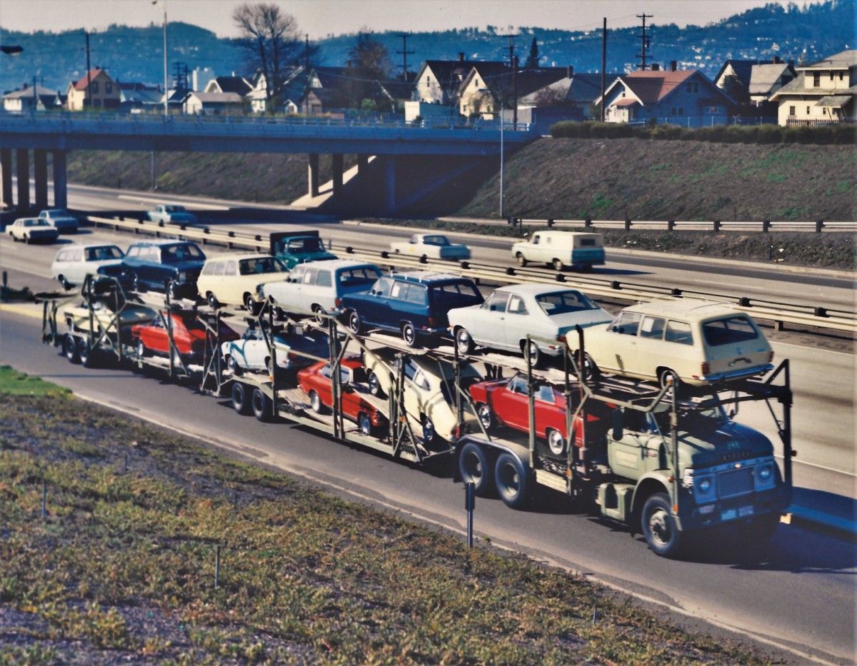 Another extra-long convoy of Opel Kadetts being hauled by Convoy N-Series Ford #341 in Portland, OR. The Kadett was enjoying its stay in the number two selling import slot behind [&hellip;]