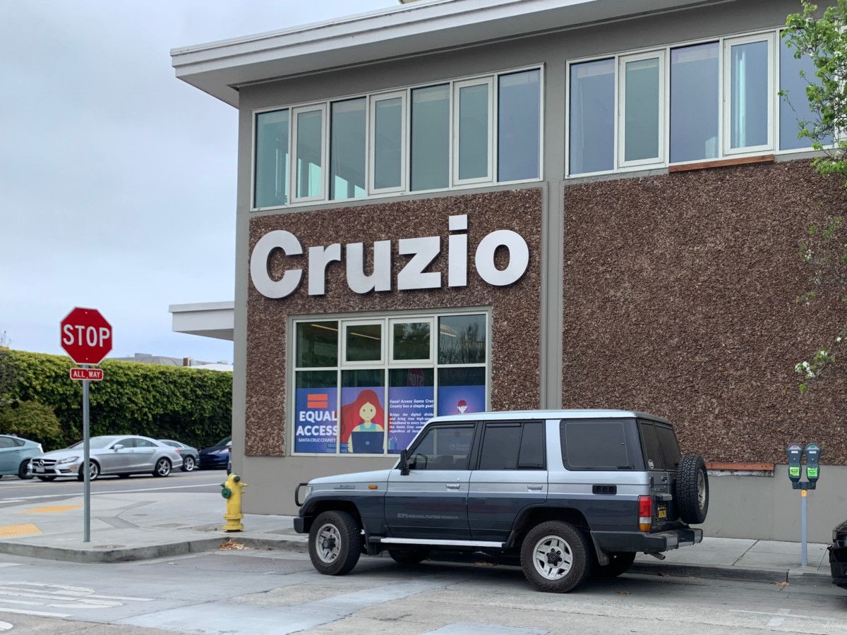 On a recent walk to the market, I spotted something brightly colored parked on the street about a block away. I’m not that interested in exotics anymore, but 50 years [&hellip;]