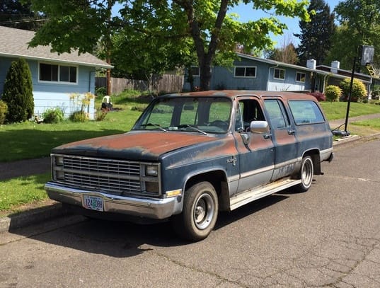 (first posted 5/4/2015)    The GM-800 Suburban CC the other day made me realize that we’re closing in on full coverage of all the Suburban generations, except of course the most [&hellip;]