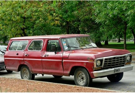 (first posted 12/28/2013)    South America is another parallel universe, and this rather crude three door F-Series based truck is a great example of that. So Cal Metro shot this in [&hellip;]