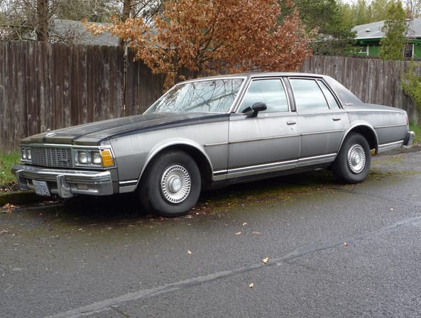 (first posted 6/19/2015)  In the long, strange and sometime tortured evolution of the classic large American sedan since WWII, there are exactly two moments when that species really hit the [&hellip;]