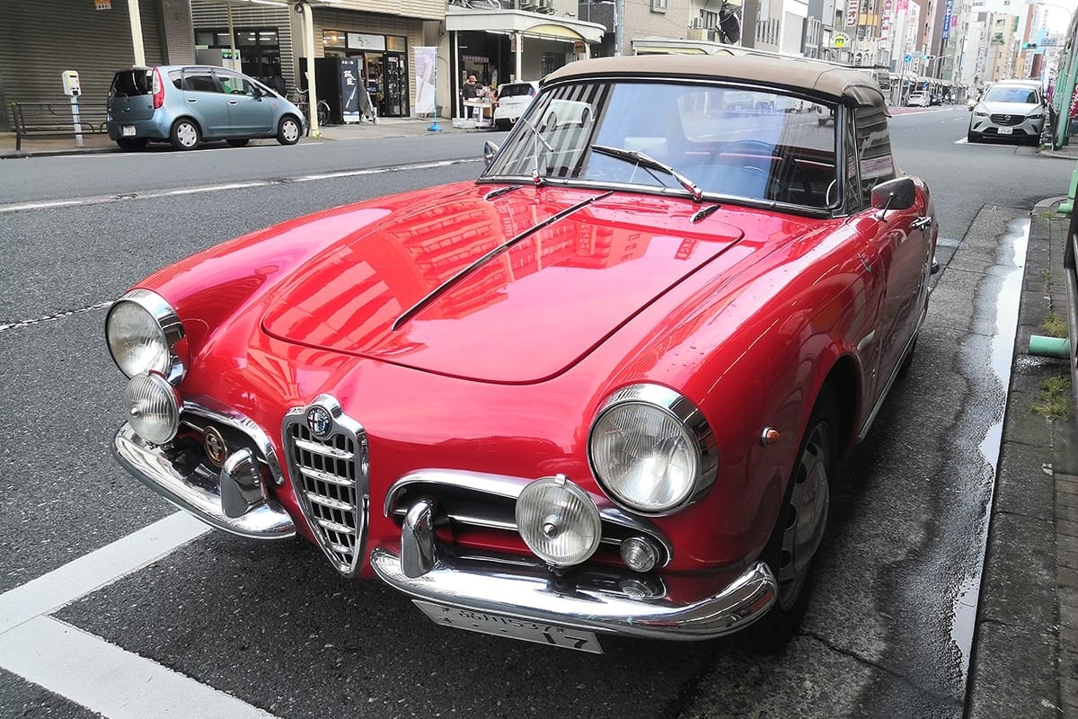 I could not quite make this one fit into the Convertible Week we just had, but I’m hoping there’s still room for one more. There should be, when it’s this [&hellip;]