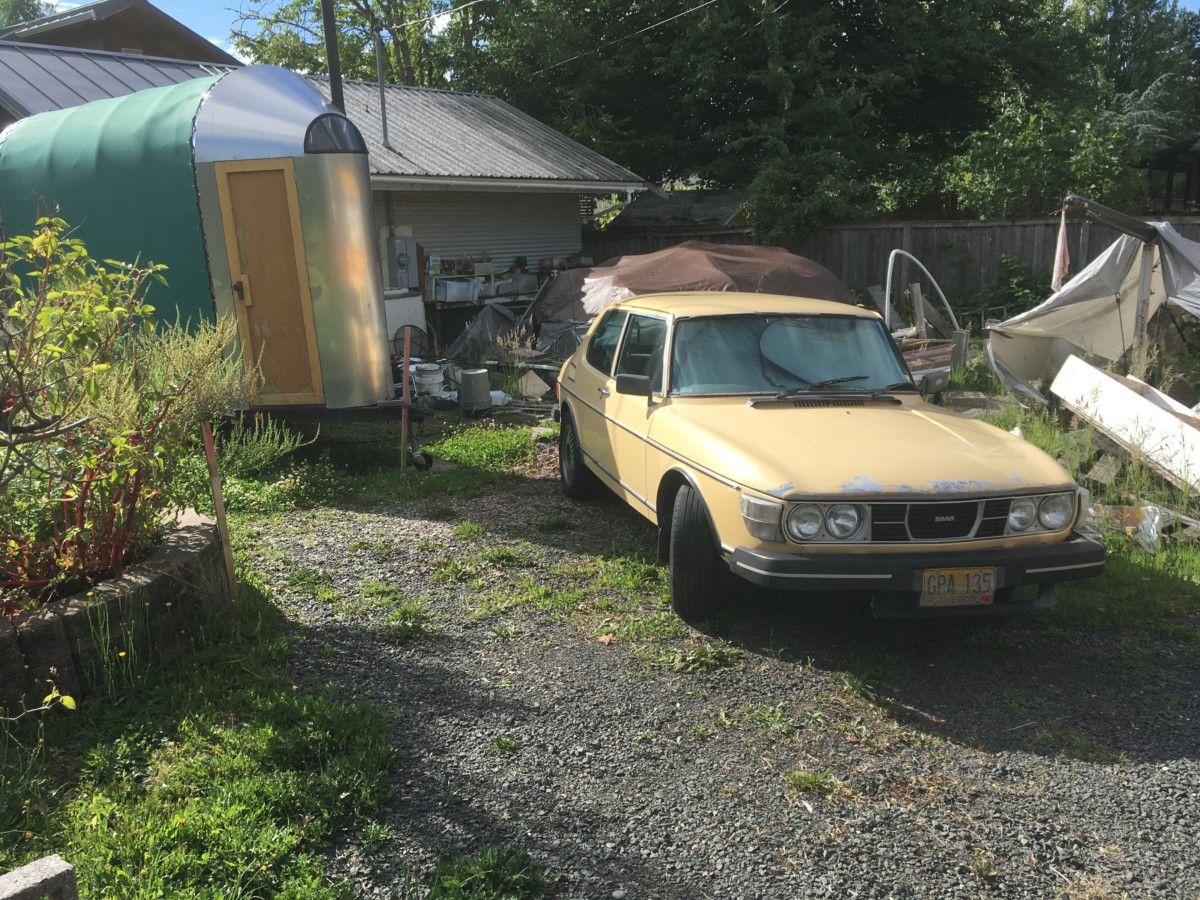 My wanderings through the many alleys of my neighborhood invariably turns up something interesting. But it’s been a while since I’ve seen a running Saab 99, and I know it’s [&hellip;]