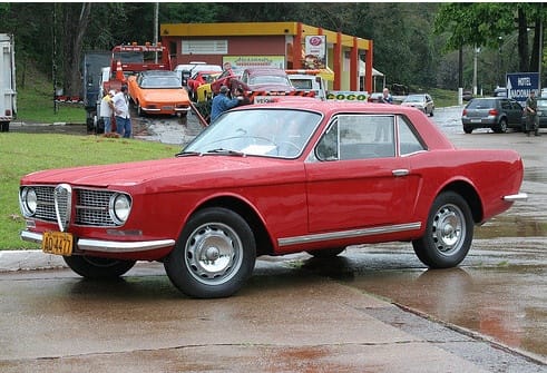 Onça images by Roger Machado (first posted 6/1/2015)    Rubens’ excellent history on FNM‘s Alfa Romeo cars and trucks in Brazil has two minor omissions: two low-volume coupes built on the [&hellip;]