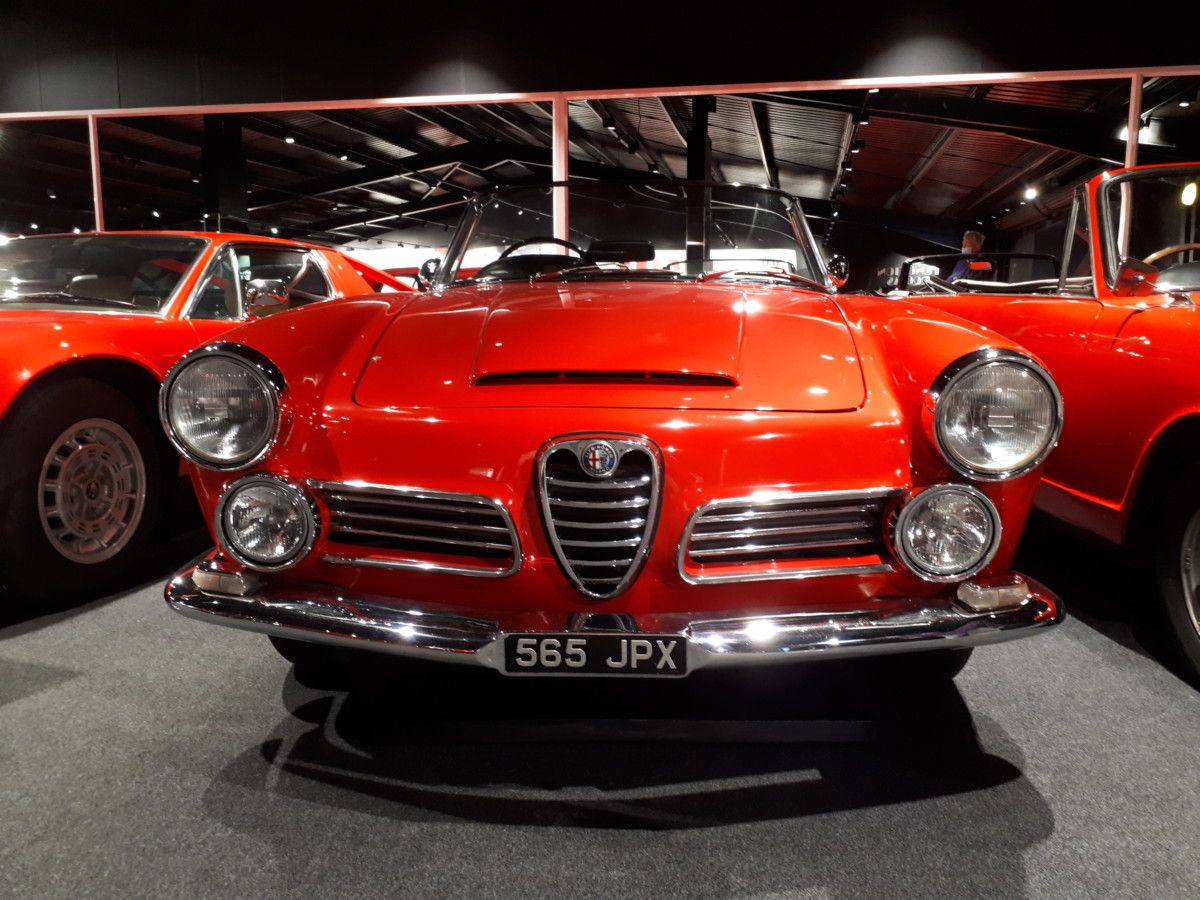 Red. Even the word says something. Short. Clear. It says something important quickly, somehow. It seems to link with the translations – rot, rouge, rosso, rojo, rood, rød. Red the [&hellip;]
