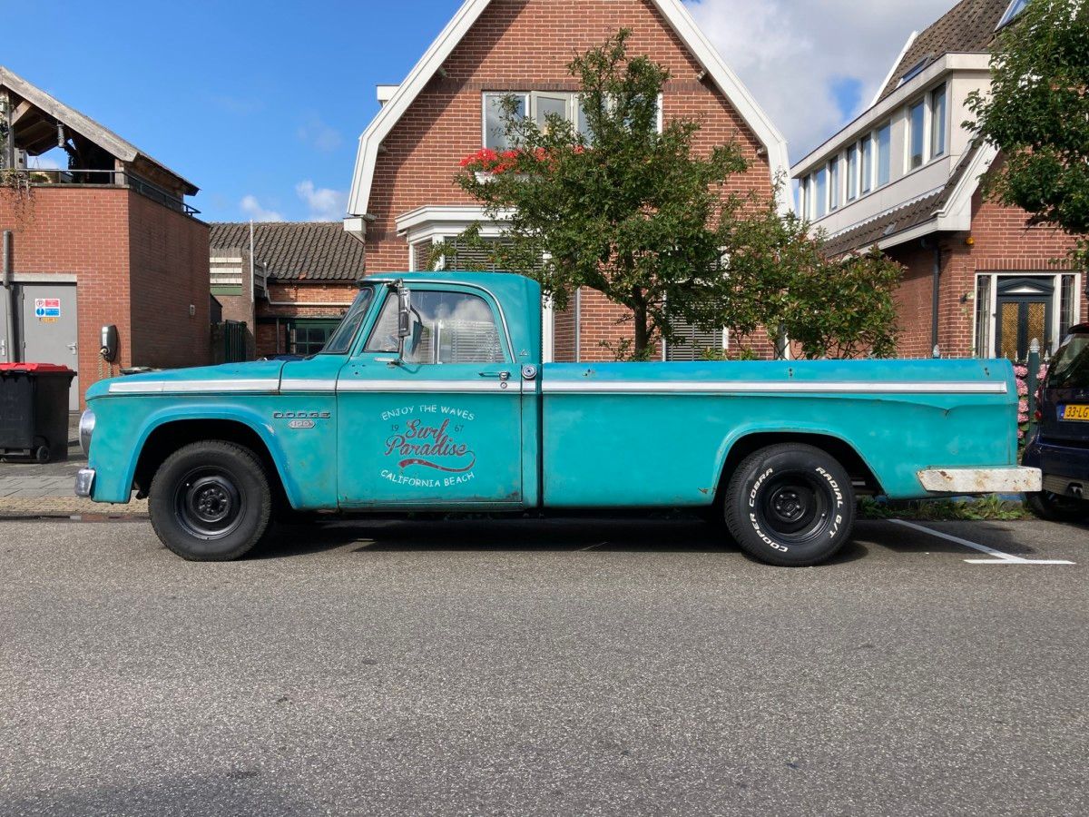 posted by Corey Behrens Someone in Castricum, The Netherlands is California Dreamin’. And why not, especially in this superb old D100. The contrast between it and the typical Dutch houses [&hellip;]