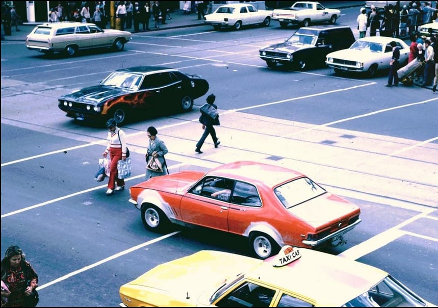 John Lloyd posted this snapshot of a street corner in Melbourne taken in the 1970s. Hello alternate universe. And a rather wild one at that. Here’s some more ’70s craziness [&hellip;]