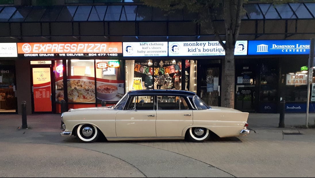 Cohort Pic(k) of the Day: Mercedes 200 Fintail – Riding Low Foden Alpha posted these shots of a fintail Mercedes 200 that is riding a bit low.